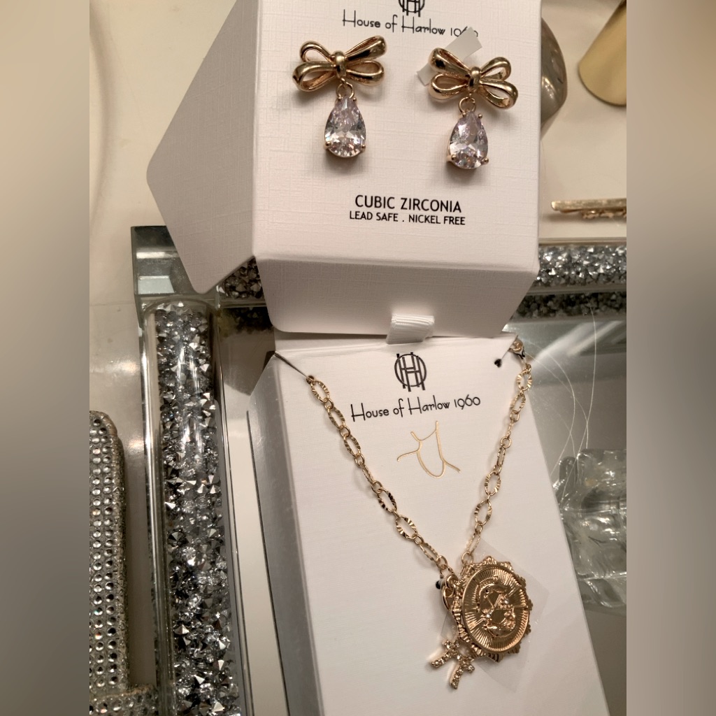 Beautiful Earrings And Necklace Set Great For February March Birthday’s